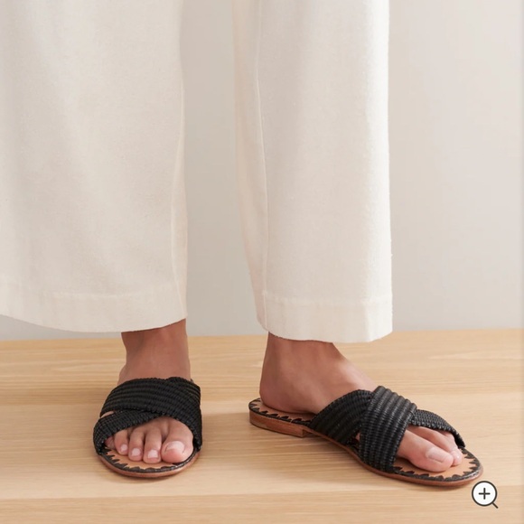 Jenni Kayne Shoes - Jenni Kayne Raffia Crossover Sandals Sz 6 worn once price firm!